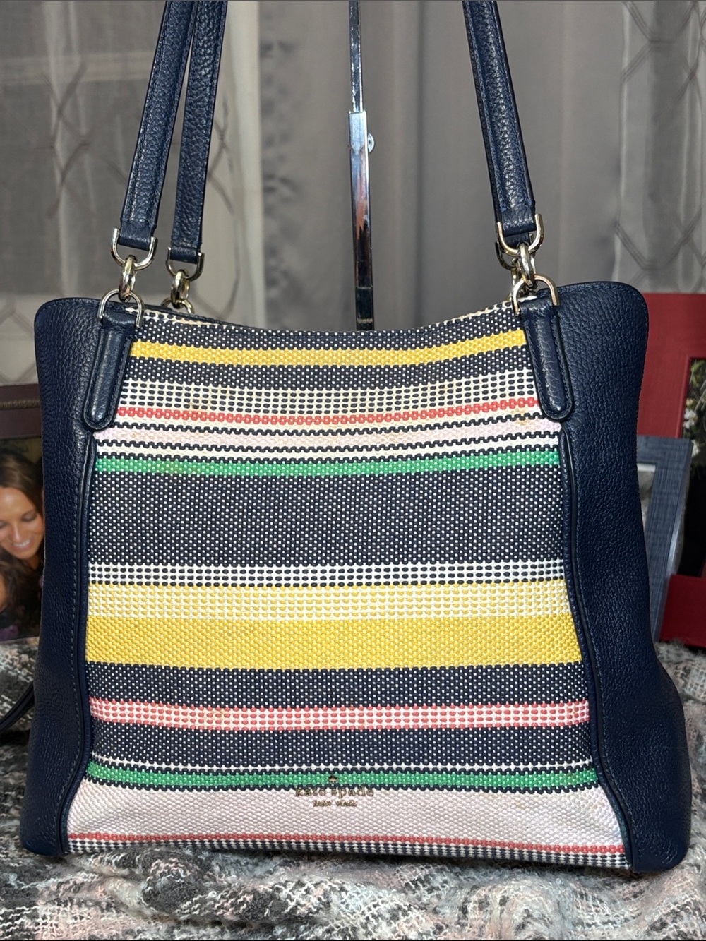 Kate Spade “Jackson Boardwalk Stripe” Shoulder Bag w/3 Compartments 11x12x4in - Picture 2 of 16
